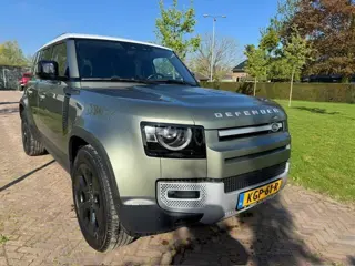 LAND ROVER DEFENDER 110 P400e Aut. Luchtvering 6 zits