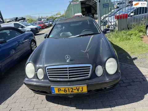 Mercedes-Benz CLK-klasse Cabrio 230 K. Elegance inruilauto-handel lees advertentie