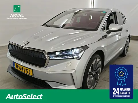 Skoda Enyaq iV 80 204pk | SOH 92% | Trekhaak | Family | Comfort Plus | Zwart Leder | Stoelverwarming