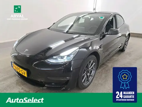 Tesla Model 3 75 kWh 351pk Long Range AWD | SOH 92% |18" Velgen | Solid Black Uni | Black Interior |