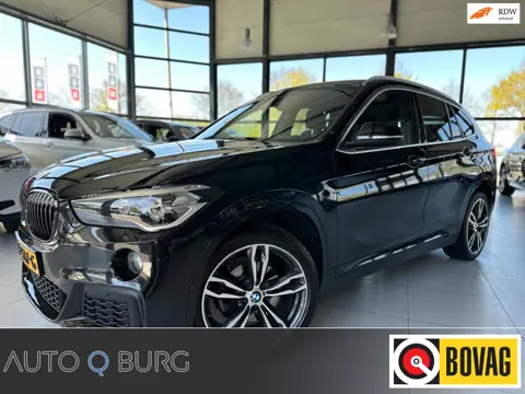 BMW X1 SDrive18i M Pakket | Afneembare Trekhaak | Navi | PDC | Climate | Volledig Dealer onderhouden