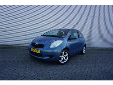 Toyota Yaris 1.3 VVTi Sol Airco / Elektr. ramen / NAP / NIEUWE APK!