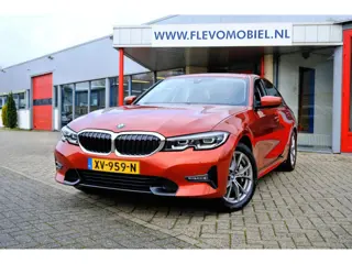 BMW 3-serie 330i High Executive Edition Aut. Pano|1e Eig|Leder|Navi|Sportstoelen|LMV