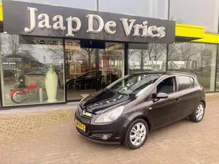 Opel Corsa 1.4-16V Cosmo