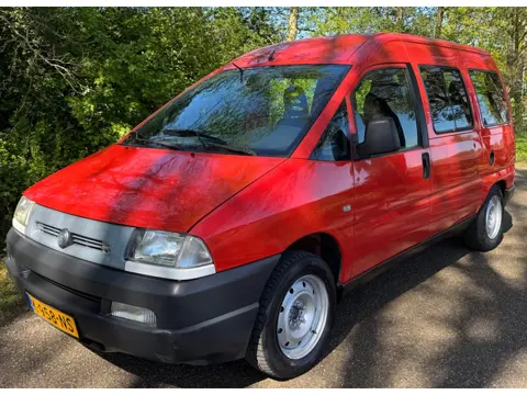 Fiat Scudo 2.0-16V EL BENZINE 8 Persoons 2002 NIEUWE APK ERG FIJNE AUTO