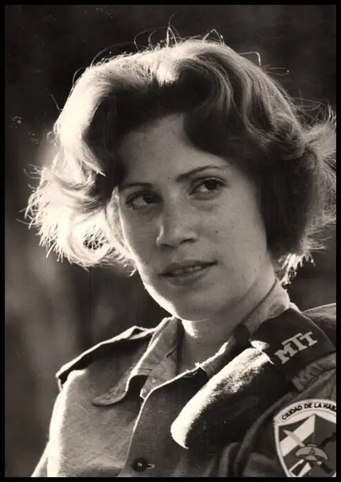 Alberto Korda (1928-2001) - Cuban Girl Militia Beutiful