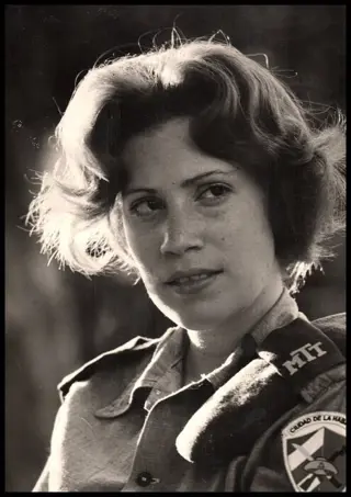 Alberto Korda (1928-2001) - Cuban Girl Militia Beutiful