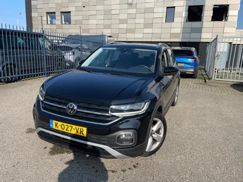 Volkswagen T-Cross 1.0 TSI Style SPORT CARPLAY LED 1/2 LEER