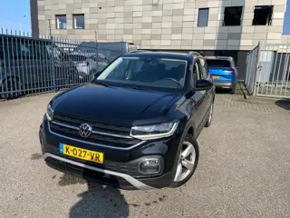 Volkswagen T-Cross 1.0 TSI Style SPORT CARPLAY LED 1/2 LEER