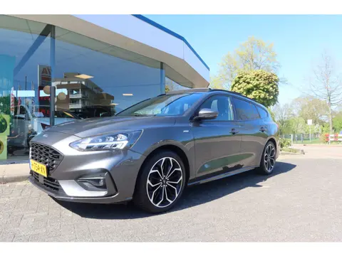 Ford FOCUS Wagon 1.5 150PK A/T ST-Line PANO I TREKHAAK I Winterpack ! 64dkm