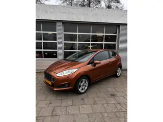 Ford Fiesta 1.0 Titanium - Bluetooth - Airco - Stuurwielbediening - Start- Stop Systeem - Voorruit V