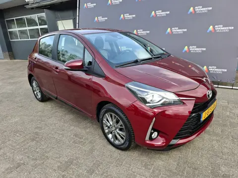 Toyota Yaris 1.5 VVT-I DESIGN SPORT (bj 2017)