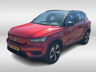 Volvo XC40 Recharge Plus / Trekhaak / Camera / CarPlay / Sfeerverlichting / 19'' / Stuur+Stoelverwar