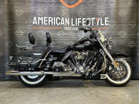 Harley-Davidson Touring Touring Road king Classic FLHRC