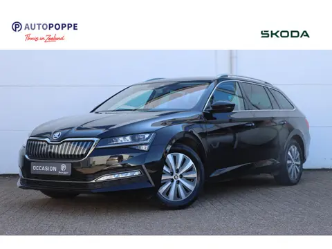 Skoda Superb Combi 1.4 eHybrid Style 218pk DSG6 | SOH 93,1% | Memory | Stoel- en Stuurverwarming | V