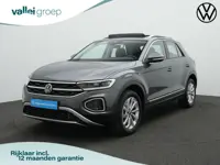 Volkswagen T-Roc 1.5 TSI 150 pk DSG Style | Panoramadak | Stuur-/stoelverwarming | Achteruitrijcamer