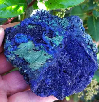 Sprankelende Azuriet op Malachiet, blauwe kristallisatie