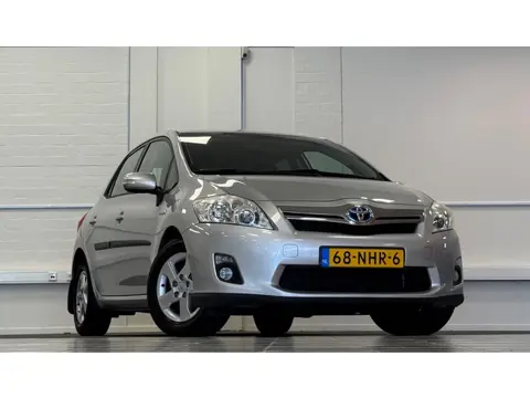 Toyota Auris 1.8 Full Hybrid Aspiration 100% Dealer onderhouden 3e Eigenaar