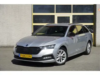Škoda Octavia Combi 1.5 e-TSI 150PK! Automaat Sport Business BJ2022 Lmv 17" | Led V+A | Dynamische k