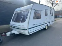 RAPIDE 490 XGL MOOIE CARAVAN