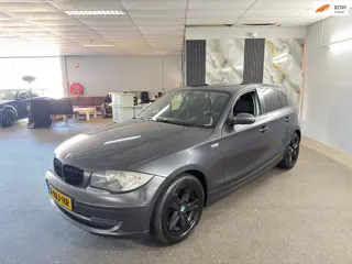BMW 1-serie 116i Introduction Apk Nieuw,Clima,Cruise control,N.A.P,Lm velgen,Key&Go,2 sleutels,Topst