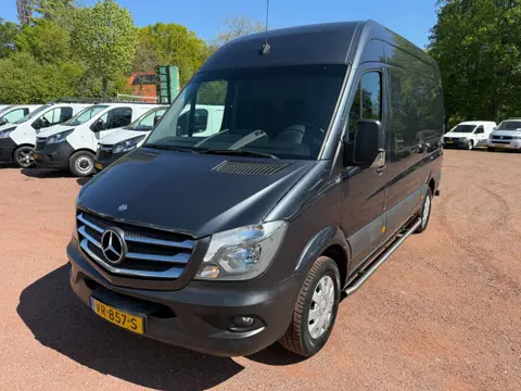 Mercedes-Benz Sprinter 319 CDI 3.0 V6 L2H2 EURO 6 Luchtvering / Bearlock