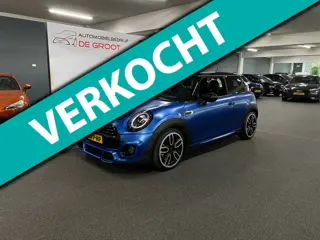 Mini Mini 1.5 Cooper/ Apple Carplay/Automaat/ John Cooper pakket/blauw wrap