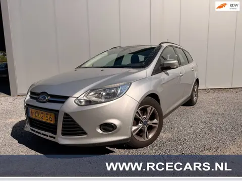 Ford Focus Wagon 1.0 EcoBoost Edition Trekhaak Cruise !!! Nieuwe Distrb Riem + Beurt !!!