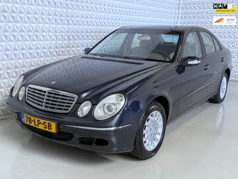 Mercedes-Benz E-klasse 200 CDI Elegance Sedan AUTOMAAT(2003)