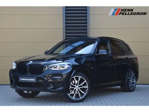 BMW X3 xDrive20i High Executive Edition * M-Sport * M Stoel * Panoramadak * BMW Live cockpit *