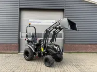 Solis 26 HST BLACK EDITION minitractor NIEUW met frontlader