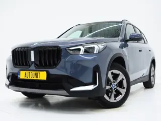 BMW X1 xDrive25e Individual | Panoramadak | Leder | Camera | Keyless | Cruise | Virtual | DAB | Carp