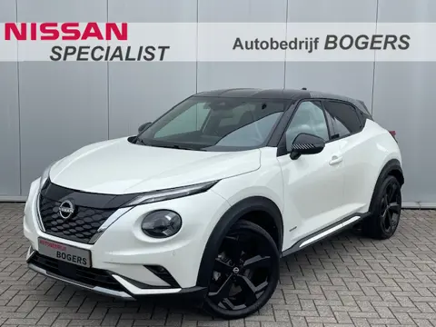 Nissan Juke 1.6 Hybrid Premiere Edition Automaat Navigatie, Climate Control, Leder, 19"lm, Achteruit