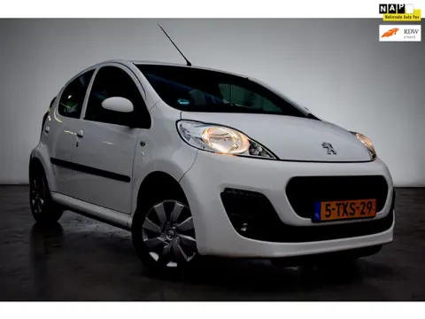 Peugeot 107 1.0 Active, 5-drs, Airco, NAP, Origineel Nederlandse auto, Parrot, APK tot 23-02-2027