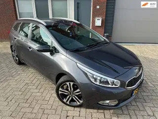 Kia Cee'd 1.6 GDI Business Pack / Navi / PDC / Clima / LED / NAP