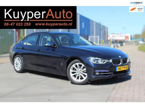 BMW 3-serie 330e High Executive hybride bomvol ,,LEDER RONDOM CAMERA