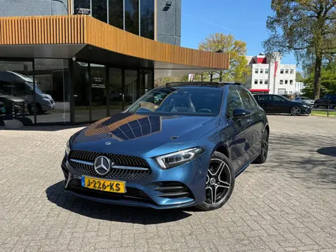 Mercedes-Benz A-klasse 250 e Business Solution AMG Limited|Rijklaar!|Pano|Camera|Widescreen|Sfeer|Ca