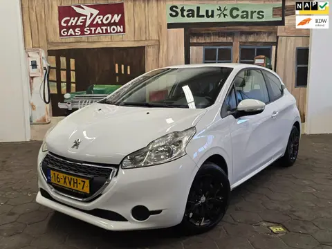Peugeot 208 1.2 VTi Active/AIRCO/CRUISE/APK 10-2026/