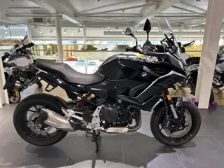 BMW F 900 XR