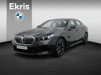 BMW 5 Serie Sedan 530e M Sportpakket | Innovation Pack | Panoramadak | Driving Assist. Prof. | Comfo