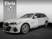 BMW i5 Touring eDrive40 | M-Sportpakket | LED | Navigatie | Active cruise | Trekhaak | Sportstoelen 