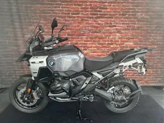 BMW R 1300 GS Adventure | Touring Package | Dynamic Package | Innovation Package | Style Tripe Black