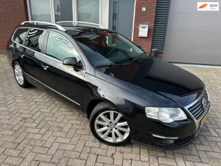 Volkswagen Passat Variant 1.4 TSI Highline BlueMotion / Navi / Leder / PDC / 17 inch / AUT