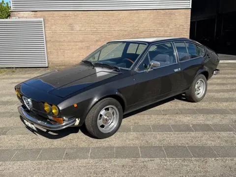 Alfa Romeo Alfetta 2.0 GTV Veloce 2000 GT 1978