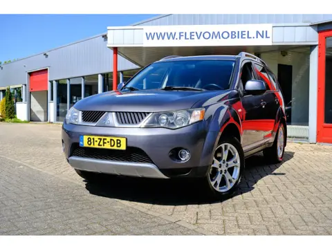 Mitsubishi Outlander 2.4 170pk Intro Edition 2WD Clima|LMV|Trekhaak