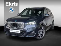 BMW iX1 eDrive20 | M Sportpakket Pro | Travel Pack | Comfort Access | Harman-Kardon | Achteruitrijca