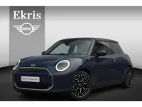 Mini 3-deurs Cooper E Favoured Trim | Pakket M | Glazen panoramadak | Comfort Access | Harman Kardon
