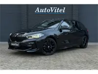 BMW 1-serie 118i M-Sport | Stoelverwarming | Live Cockpit Prof. | Carplay | PDC V & A