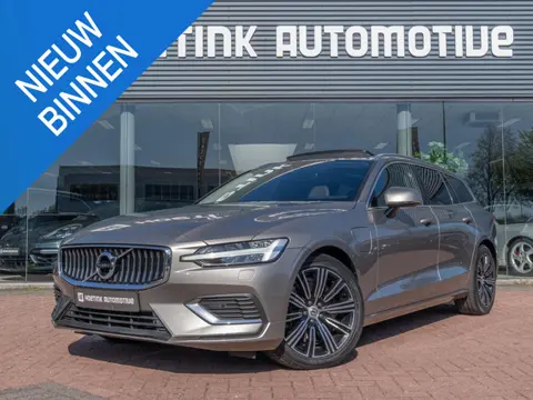 Volvo V60 2.0 T8 Recharge AWD Inscription | Elc trekhaak | Volledig onderhouden | Apple CarPlay & An