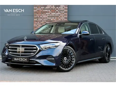 Mercedes-Benz E-Klasse 400 e 4MATIC Exclusive Line | Hypercreen | Luchtvering | Achterasbesturing | 